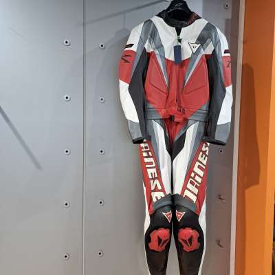 ΑΓΩΝΙΣΤΙΚΗ ΔΕΡΜΑΤΙΝΗ...