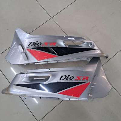 ΑΡΙΣΤΕΡΟ ΚΑΙ ΔΕΞΙ ΚΑΠΑΚΙ...