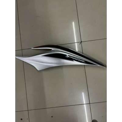 ΠΙΣΩ ΔΕΞΙΑ ΟΥΡΑ ΙΜΙΤΑΣΙΟΝ...