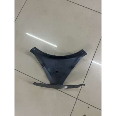 ΚΑΠΑΚΙ ΠΙΣΩ ΦΑΝΑΡΙΟΥ MAJESTY